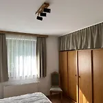 House Egger - 202 *